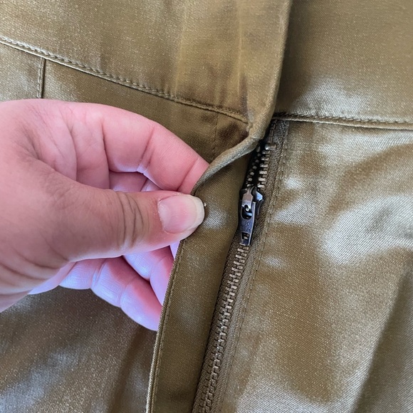 Old Navy Khaki Cargo Pants - Picture 4 of 9
